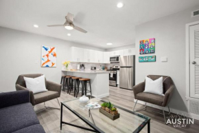 Recently Renovated Clarksville Apt for 4 and Parking